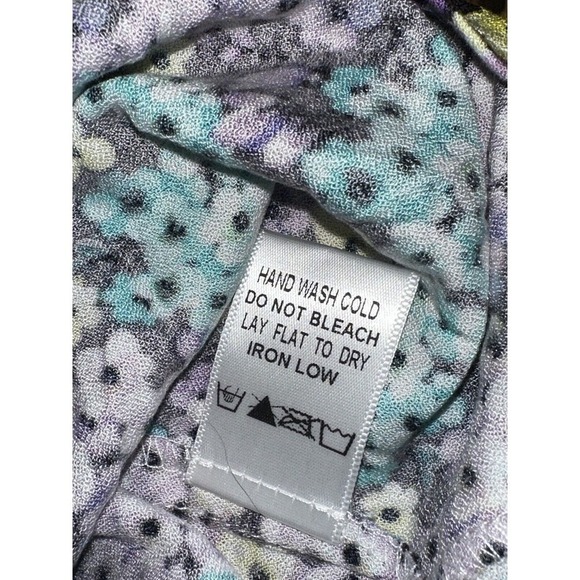 White Birch Los Angeles Women’s Floral Tank Top Size Medium - Picture 6 of 8